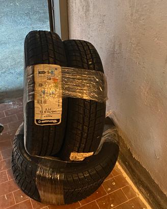 4 pneumatici Barum.
