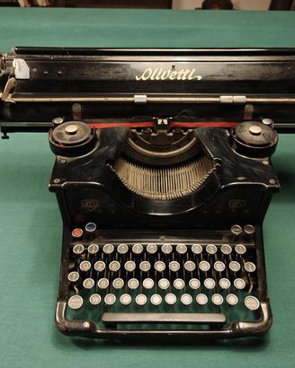 macchina da scrivere vintage