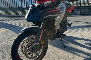 Benelli trk 702x con 765km