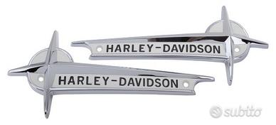 Set di emblemi (61775-59T) per Serbatoio Harley D