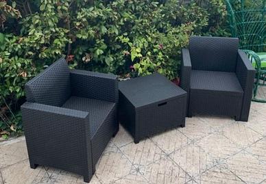 Salotto da giardino.