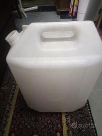 Tanica in plastica da 30 L.
