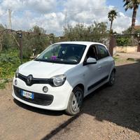 Renault Twingo 1000 live