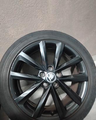 gomme + cerchi 215 45 16