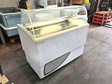 vetrina freezer per gelati usata