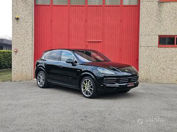 Porsche Cayenne 3.0 e-hybrid Tiptronic