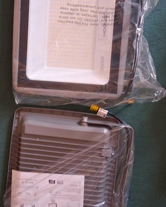  4 faretti LED slim hooled 300w IP66 