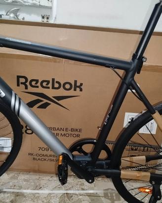 Bici elettrica e-bike Reebok ultra light 28" nuova