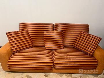 Mobili in legno vero (non compensato)