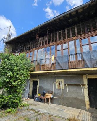 CASA SEMINDIPENDENTE A PRAMOLLO