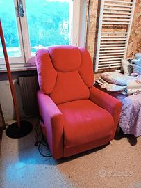 poltrona Relax a due motori elettrica confortevole