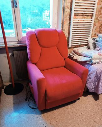 poltrona Relax a due motori elettrica confortevole