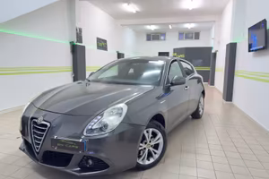 Alfa Romeo Giulietta 1.6 jtdm Dist.*PDC*LED*CRUISE