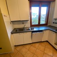 Cucina ad angolo completa
