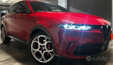 ALFA ROMEO TONALE ed. SPECIALE 1/2023 Colore Rosso
