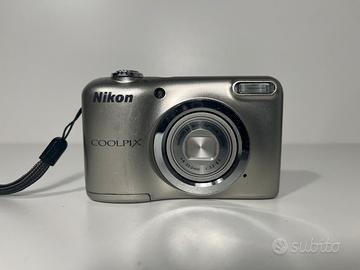 Fotocamera digitale Nikon Coolpix A10 silver/gold
