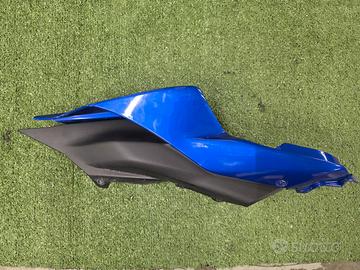 R7 FIANCHETTO COMPLETO POSTERIORE 2022