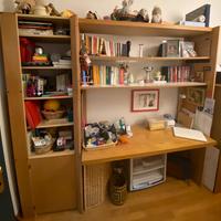Libreria con scrivania e cassettiera