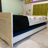 Cameretta shabby chic completa da bambina