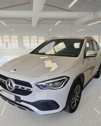 MERCEDES-BENZ GLA 250 AUTOMATIC EQ-POWER SPORT PLU