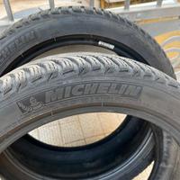 Michelin Alpin 5 misura 205-45 r17