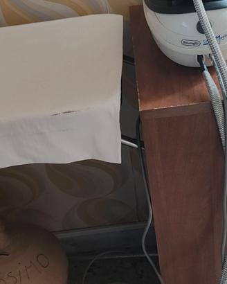 Mobiletto asse da stiro