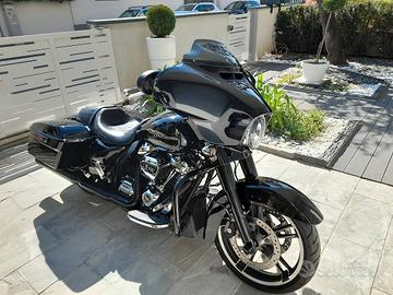 Harley-Davidson Touring Street Glide - 2018