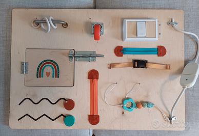 pannello sensoriale montessoriano legno