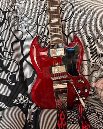 Chitarra Epiphone SG '61 Maestro Vibrola Cherry