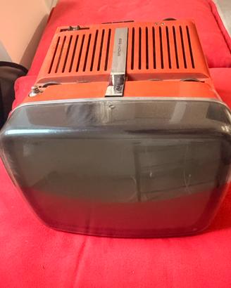 Televisore vintage Brionvega Algol 11