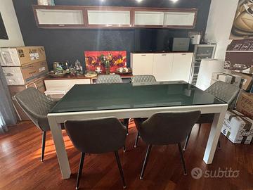 Tavolo bianco allungabile con piano in vetro163x87