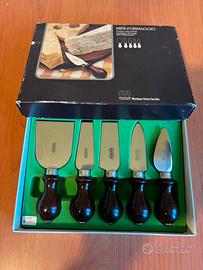 Set coltelli per formaggio