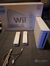 Console Wii e 2 joystick+ gioco super mario galaxy