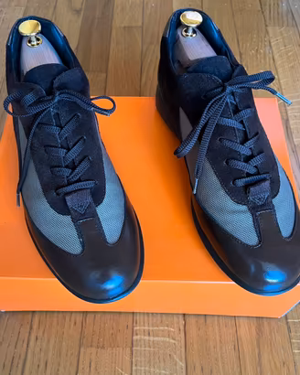 TOD’S SNEAKER