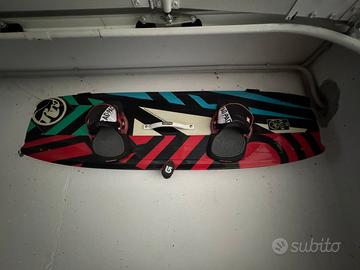 Tavola Kiteboard RRD Bliss V3 138x42 - Completa