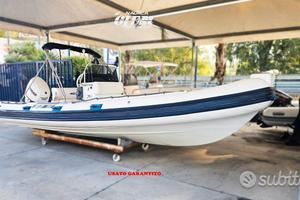 Joker boat coaster 650+ evinrude e-tec 200cv light