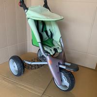 Passeggino sportivo giocattolo per bambole