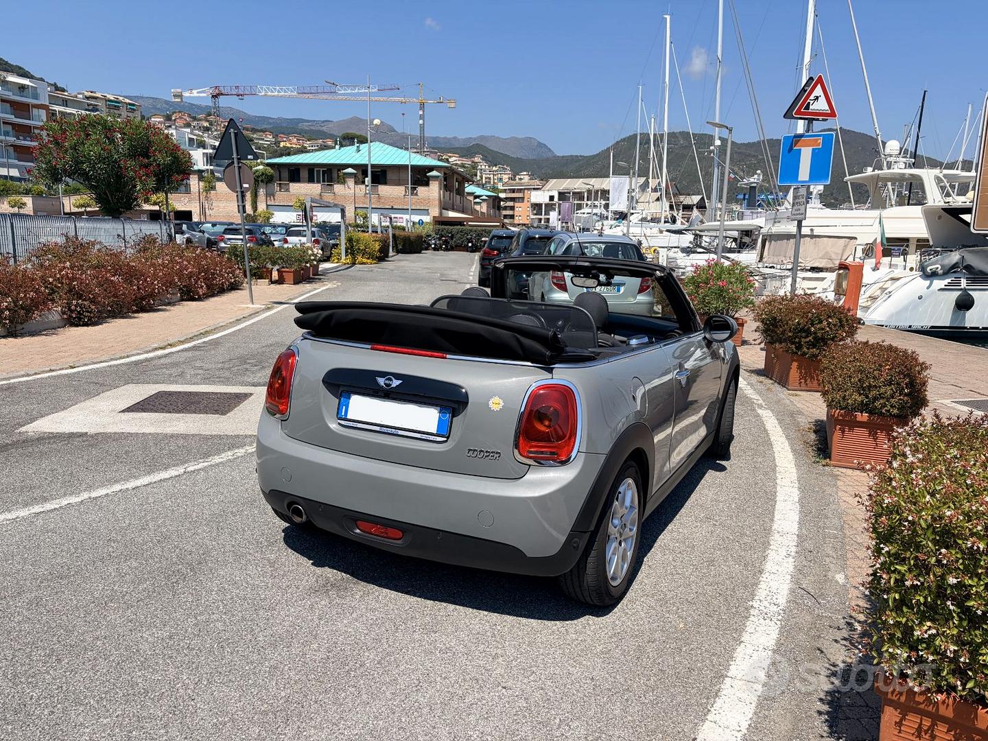 Mini Mini Cooper Cabrio 2017 photo 3