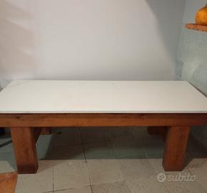 Supporto in legno per botti