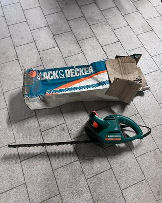 Tagliasiepi Black&Decker