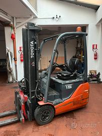 Carrello Elevatore Toyota Elettrico Pale rotanti