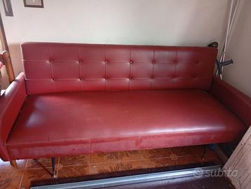 Divano nuovo anni 60