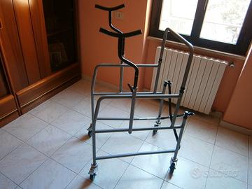 Deambulatore ascellare