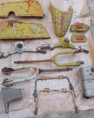 Lambretta 50 e 125 L i - ricambi usati originali