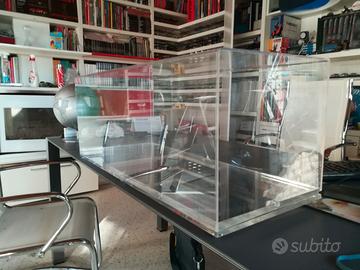 Teca in policarbonato metalcrilato