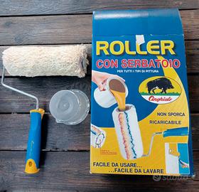 Rullo con serbatoio per pittura.