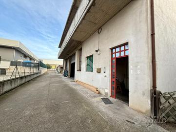 COMPLESSO A MOSCIANO SANT'ANGELO