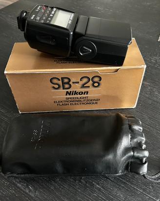 Flash Nikon SB-28