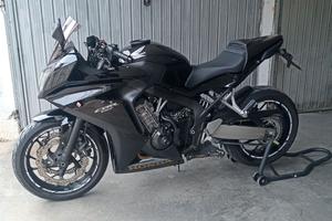 HONDA CBR 650