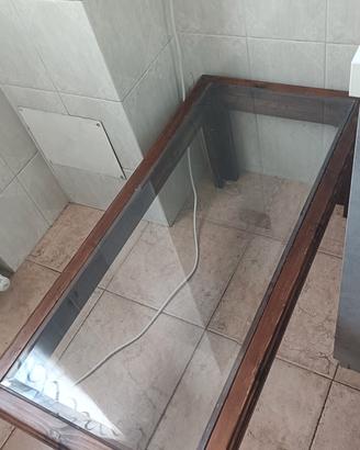 Tavolino in vetro 